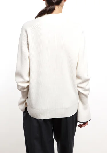Джемпер цвет белый — превью 4