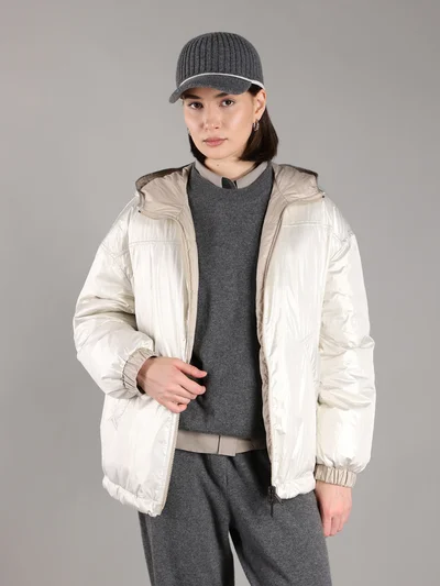 Пуховик цвет жемчужный — превью 2