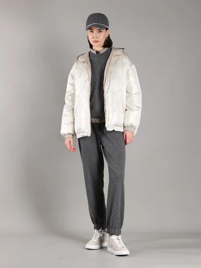 Пуховик цвет жемчужный — превью 4