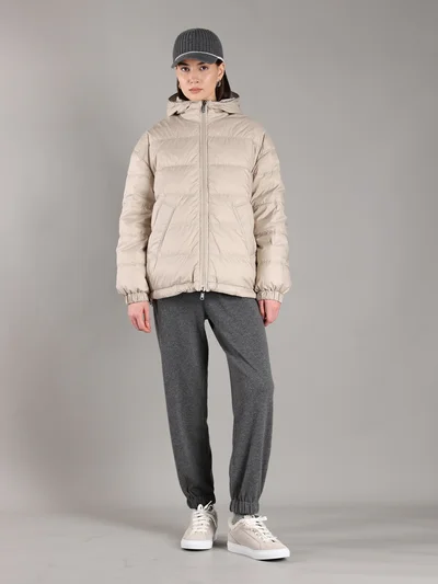 Пуховик цвет жемчужный — превью 8