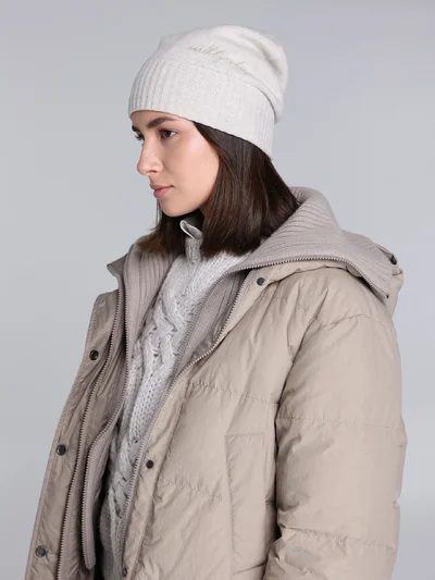 Шапка цвет жемчужный — превью 5