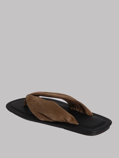 Шлепанцы цвет бежево-коричневый — превью 3