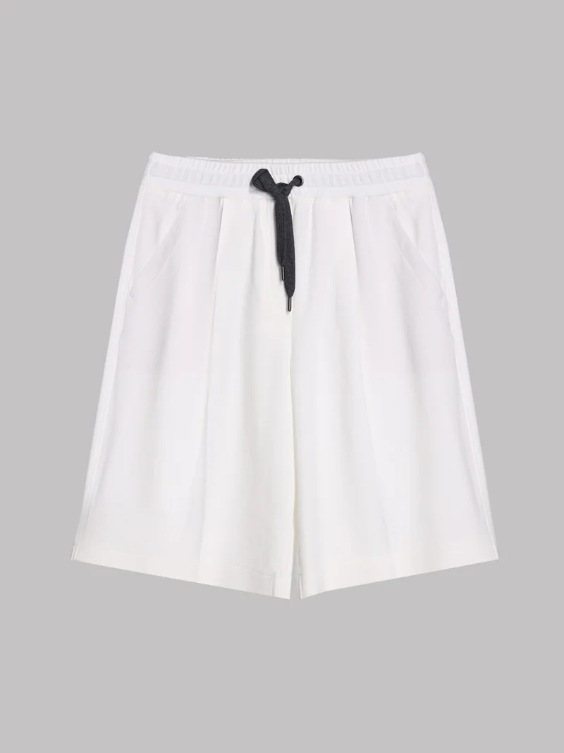 Шорты цвет белый