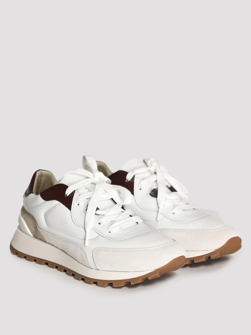 Кроссовки цвет белый