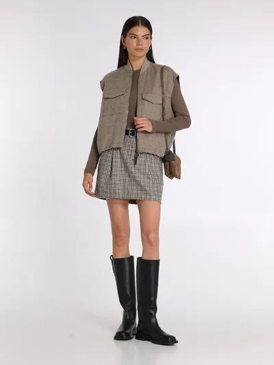 Жилет цвет светло-коричневый — превью 3