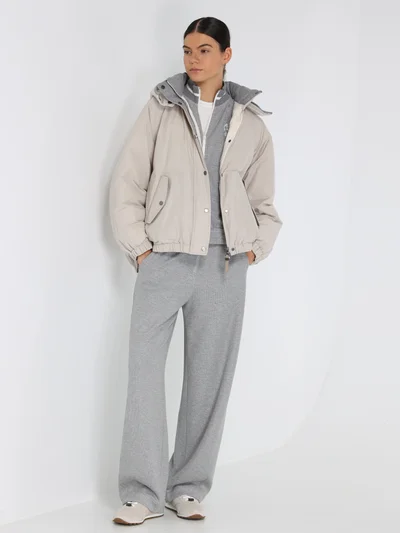 Пуховик цвет светло-серый — превью 3