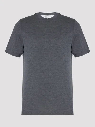 Футболка цвет черный — превью 1