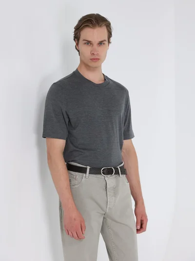 Футболка цвет черный — превью 2