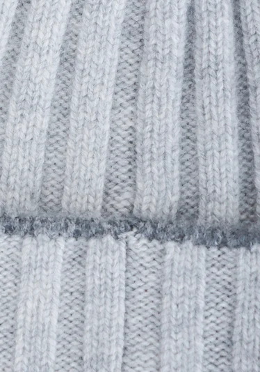 Шапка цвет бежевый — превью 3